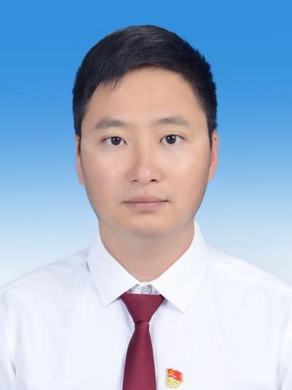 楊榮傳(雲南省德宏傣族景頗族自治州隴川縣文化和旅遊局黨組成員、黨總支專職副書記) 楊榮傳(雲南省德宏傣族景頗族自治州隴川縣文化和旅遊局黨組成員、黨總支專職副書記)
