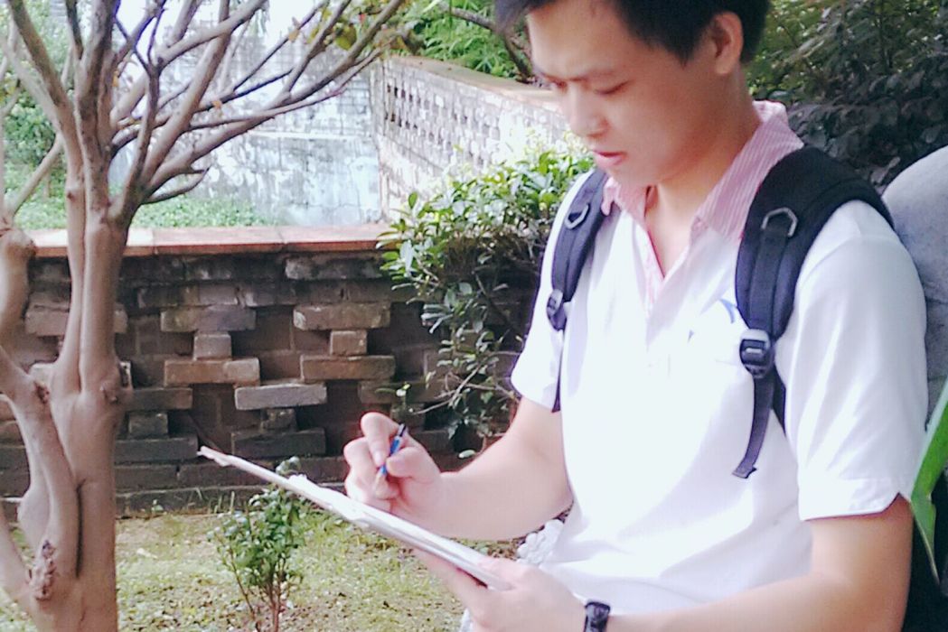 何桂明(藝術家) 何桂明(藝術家)