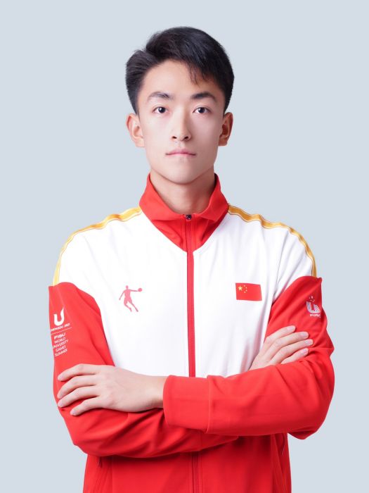 宋春曉(中國賽艇運動員) 宋春曉(中國賽艇運動員)