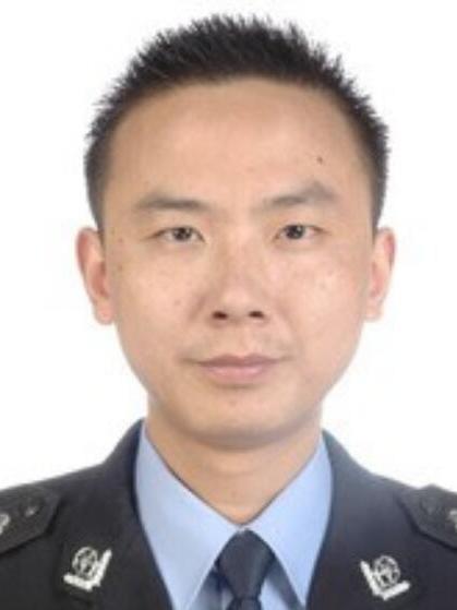張海峰(四川省巴中市平昌縣公安局黨委委員、副局長) 張海峰(四川省巴中市平昌縣公安局黨委委員、副局長)