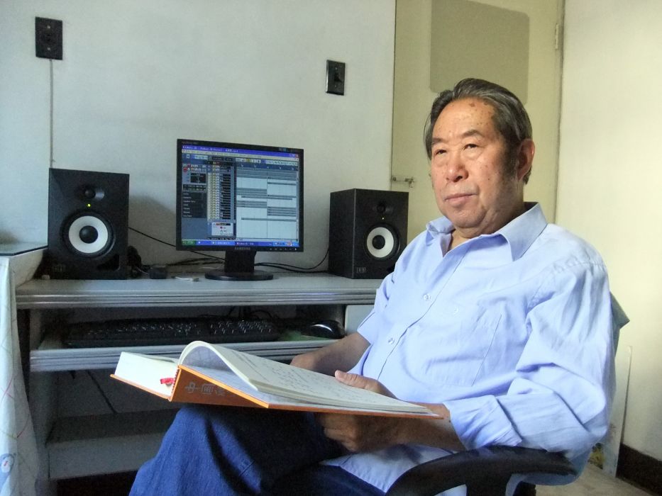 李靜波(國家一級作曲、晉劇唱腔設計) 李靜波(國家一級作曲、晉劇唱腔設計)