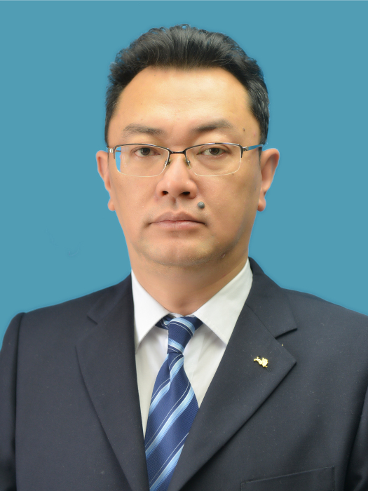 尹華(貴州省印江自治縣生態移民局黨組副書記、副局長) 尹華(貴州省印江自治縣生態移民局黨組副書記、副局長)
