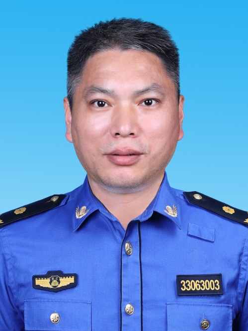胡林輝(浙江省紹興市上虞區綜合執法局黨委委員、副局長) 胡林輝(浙江省紹興市上虞區綜合執法局黨委委員、副局長)