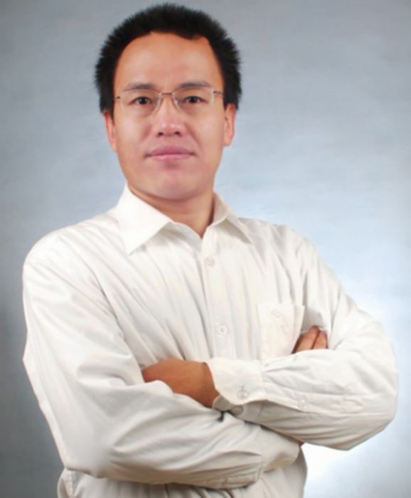 管爭榮 管爭榮