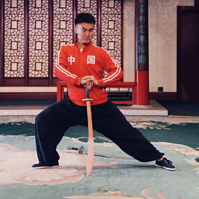 衛芃宇