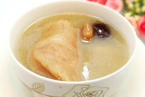 銀杏豬蹄湯 銀杏豬蹄湯