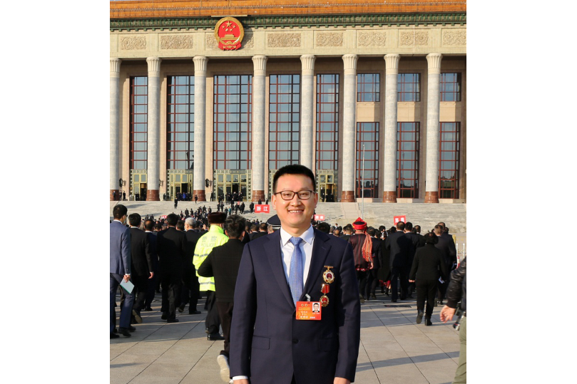 張惠波(中國醫藥總經理助理) 張惠波(中國醫藥總經理助理)