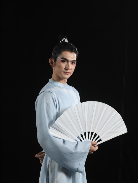 吳澤(芭蕾舞演員) 吳澤(芭蕾舞演員)