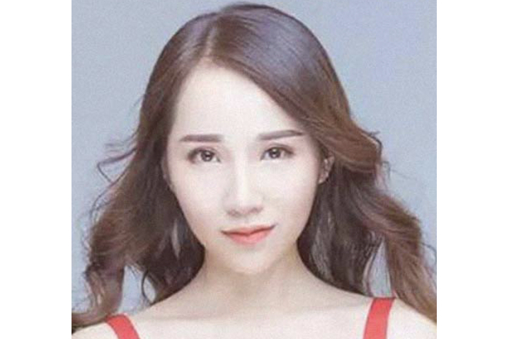 方雅萱 方雅萱
