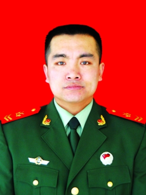 遲強(吉林省延邊州消防支隊琿春大隊犧牲消防員) 遲強(吉林省延邊州消防支隊琿春大隊犧牲消防員)