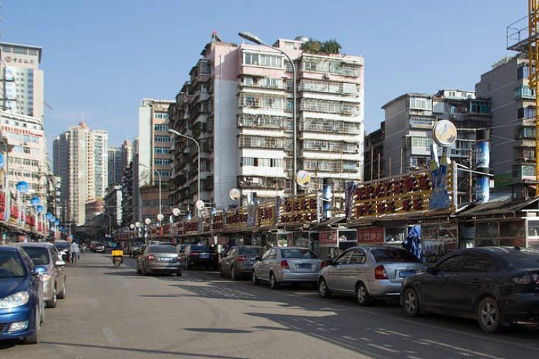 青雲路(貴陽道路) 青雲路(貴陽道路)