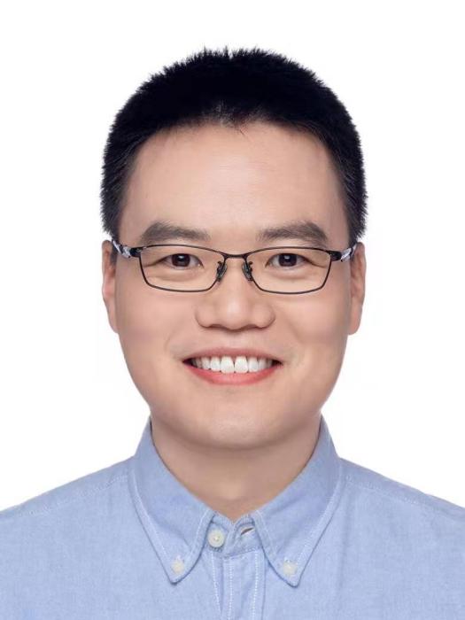 董一群 董一群