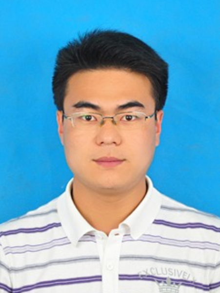 董首一 董首一