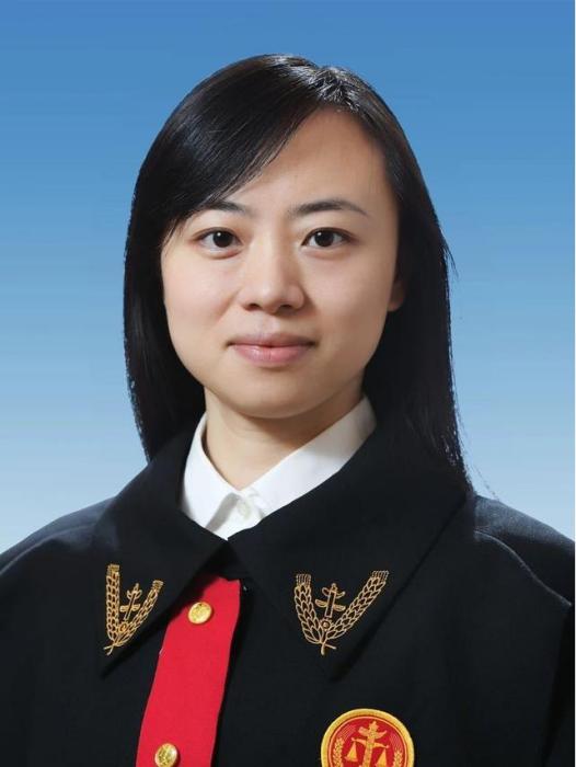 鄭穎(廣東省高級人民法院民事審判第三庭副庭長) 鄭穎(廣東省高級人民法院民事審判第三庭副庭長)