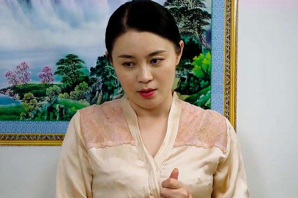 建華(《第22條婚規》系列電視劇中的虛構角色) 建華(《第22條婚規》系列電視劇中的虛構角色)
