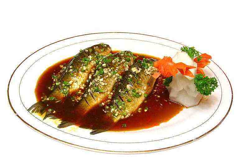 醬油鯽魚 醬油鯽魚