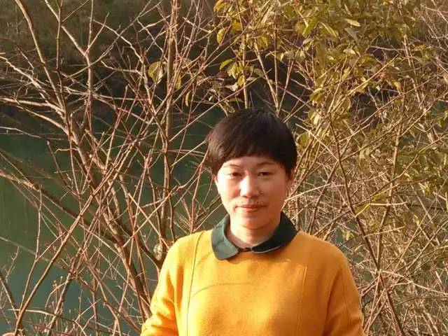 樓成芳 樓成芳