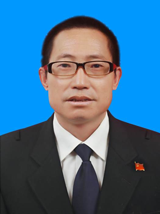 王光龍(貴州省貴陽市白雲區民宗局黨組成員、副局長) 王光龍(貴州省貴陽市白雲區民宗局黨組成員、副局長)
