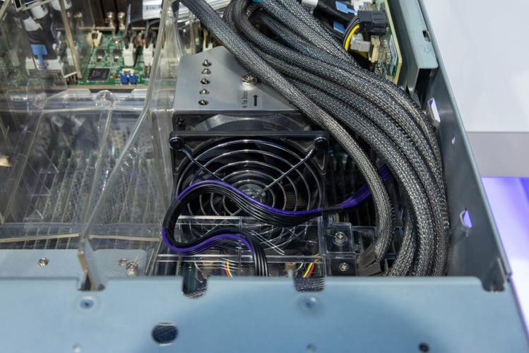 SYS-821GE-TNHR SYS-821GE-TNHR