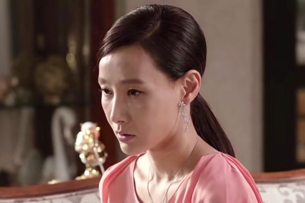 黃美蘭(水木迷你連續劇《想你》中的角色) 黃美蘭(水木迷你連續劇《想你》中的角色)