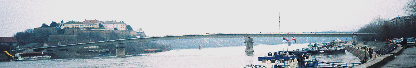 諾維薩德多瑙河上的瓦拉丁橋
