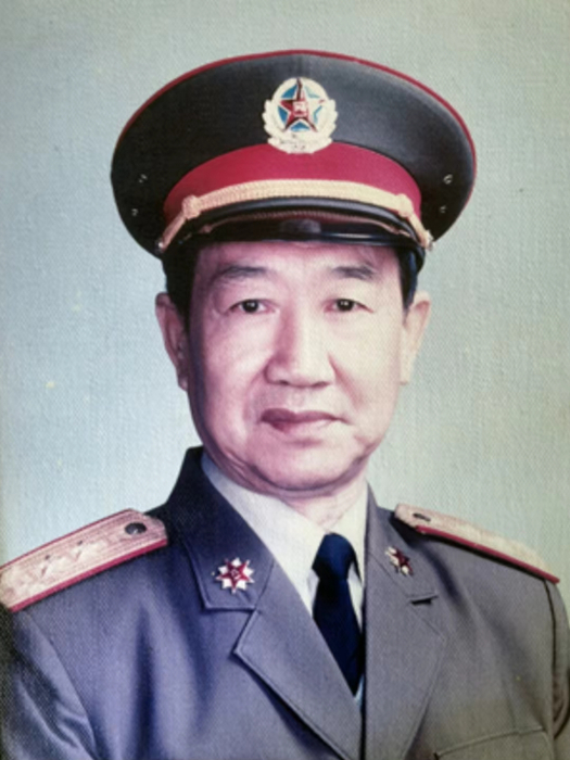 史克信(副大軍區職離休幹部、原第二炮兵副政治委員兼紀律檢查委員會書記) 史克信(副大軍區職離休幹部、原第二炮兵副政治委員兼紀律檢查委員會書記)