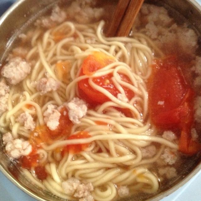 蕃茄湯麵 蕃茄湯麵