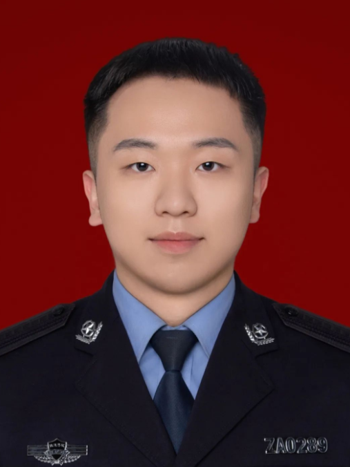 劉峻江(鄭州警察學院2020級學生) 劉峻江(鄭州警察學院2020級學生)