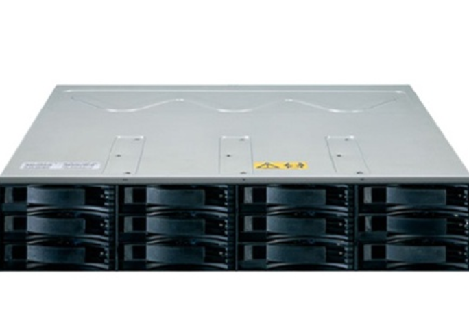 IBM System Storage DS3500(1746-A2D) IBM System Storage DS3500(1746-A2D)