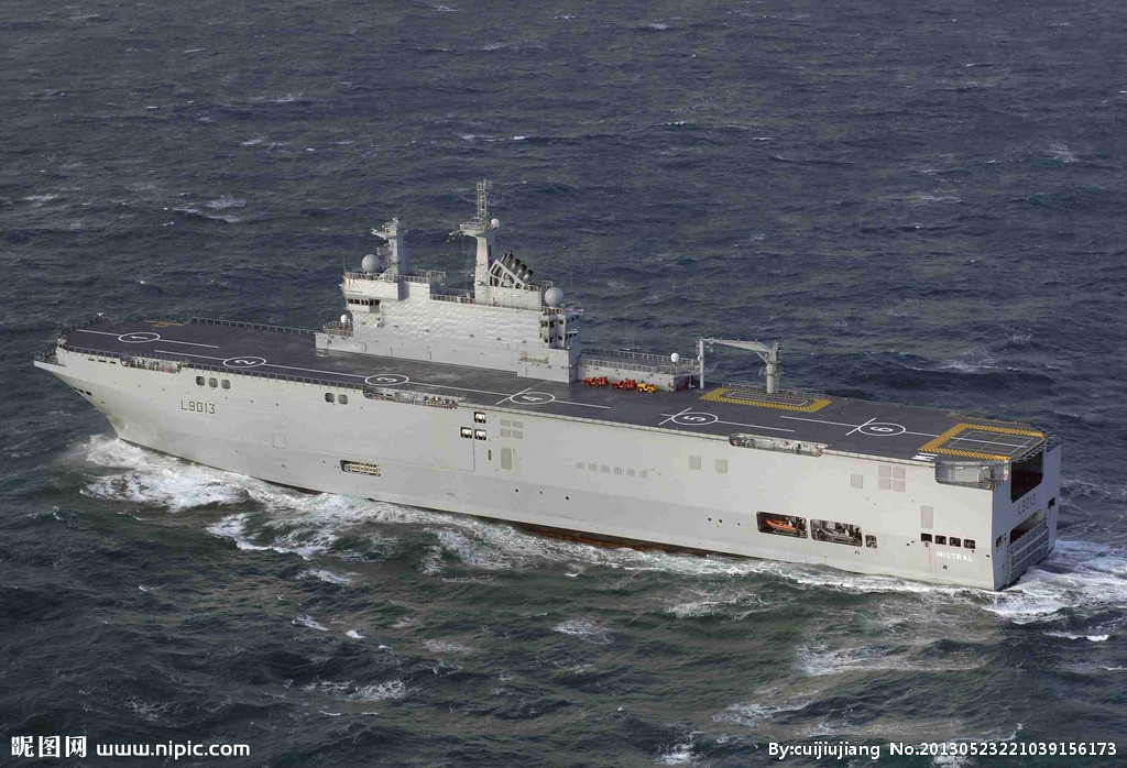 法國“西北風級”兩棲攻擊艦