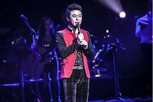 Hi Hi Hi(喬海清演唱Hi Hi Hi) Hi Hi Hi(喬海清演唱Hi Hi Hi)