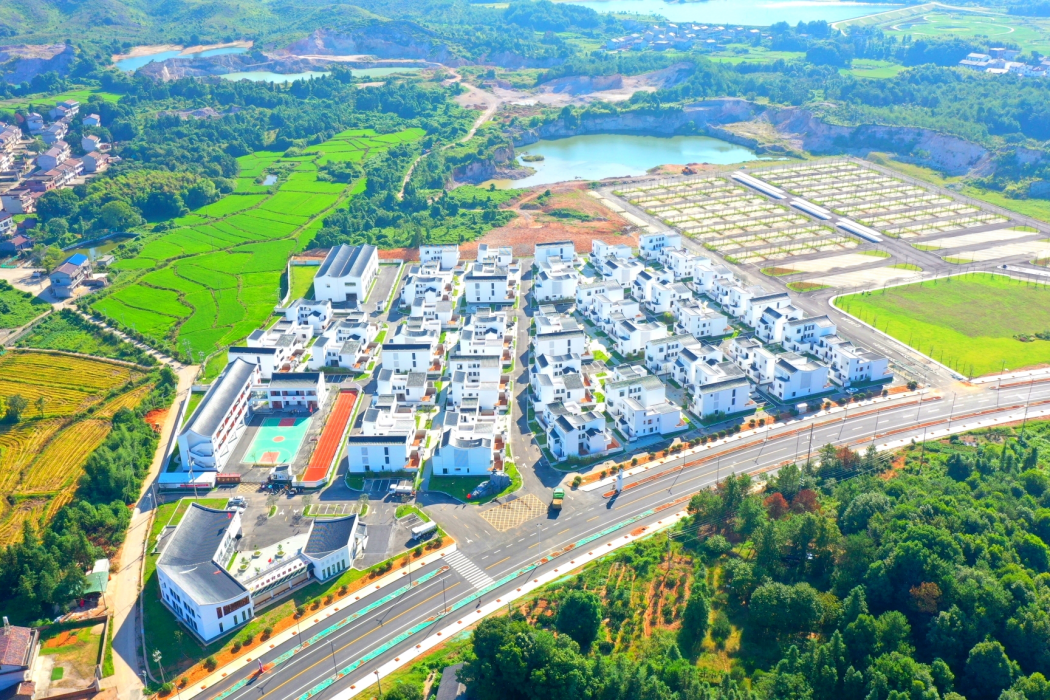靈谷峰村 靈谷峰村