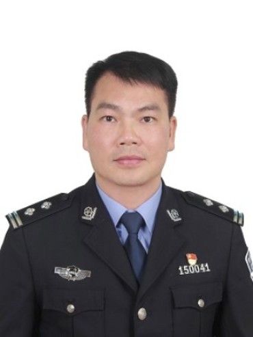 陸萬敏 陸萬敏