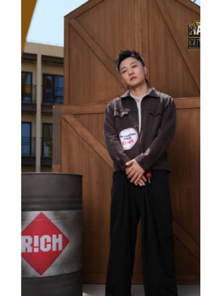 李狗蛋(中國內地男歌手) 李狗蛋(中國內地男歌手)