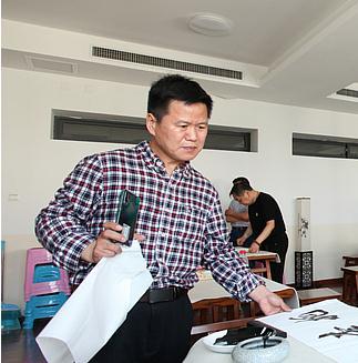 田樹仁(天津市第四十二中美術教師) 田樹仁(天津市第四十二中美術教師)