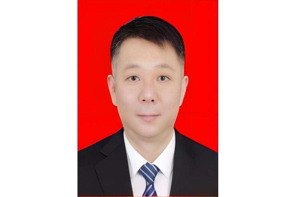 趙志(吉林省四平市鐵西區人民政府黨組成員、副區長) 趙志(吉林省四平市鐵西區人民政府黨組成員、副區長)