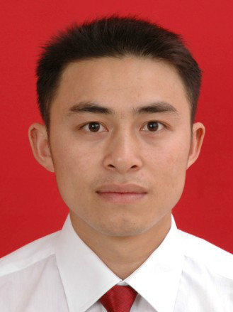黃紹忠(廣西靖西縣化峒鎮黨委宣傳委員、副鎮長) 黃紹忠(廣西靖西縣化峒鎮黨委宣傳委員、副鎮長)
