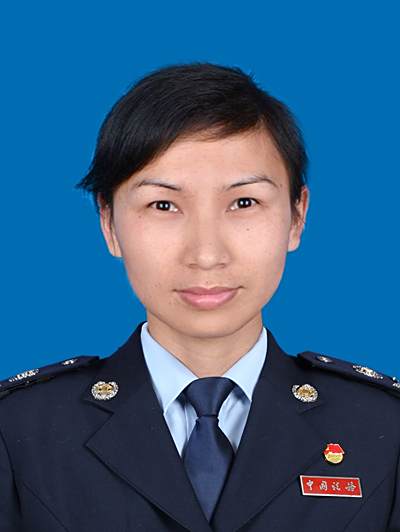 張麗芳(雲南省紅河州綠春縣稅務局黨委委員、紀檢組組長) 張麗芳(雲南省紅河州綠春縣稅務局黨委委員、紀檢組組長)