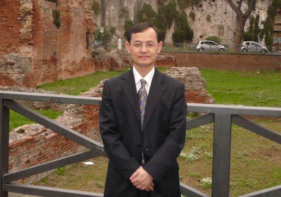 趙成平(重慶大學國際合作與交流處處長) 趙成平(重慶大學國際合作與交流處處長)