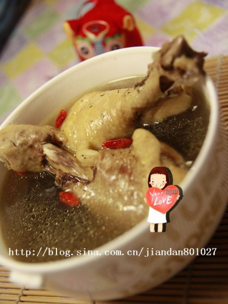 木耳雞腿湯 木耳雞腿湯