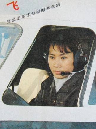 肖雄(空政話劇團國家一級演員) 肖雄(空政話劇團國家一級演員)