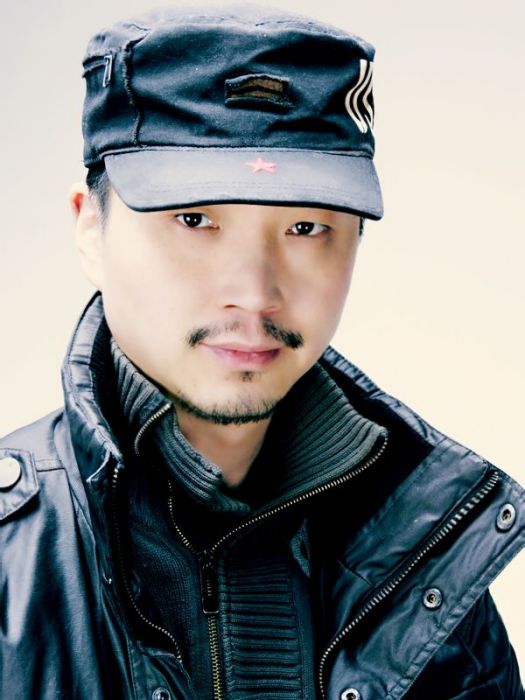 齊追航 齊追航