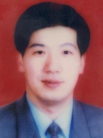 鐘春發(嘉興市平湖市水利局保留正科長級職級待遇幹部)