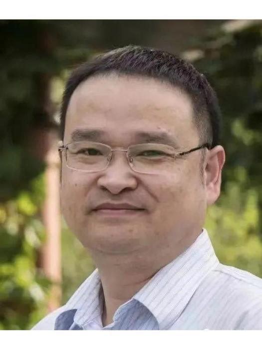 尹曉波(香港大學教授) 尹曉波(香港大學教授)
