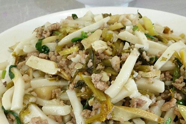 焯蘑菇茭白 焯蘑菇茭白