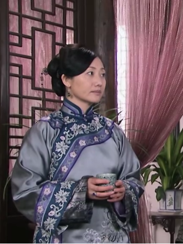劉月娥(民國年代劇《娘妻》中的角色) 劉月娥(民國年代劇《娘妻》中的角色)