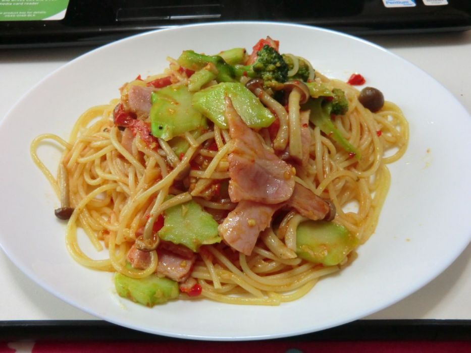 湘辣意面 湘辣意面