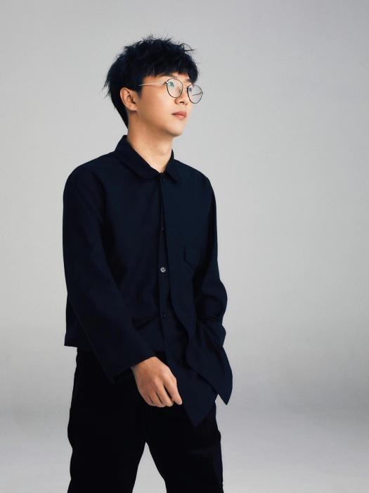 一絲(一棵小蔥成員、唱作人) 一絲(一棵小蔥成員、唱作人)