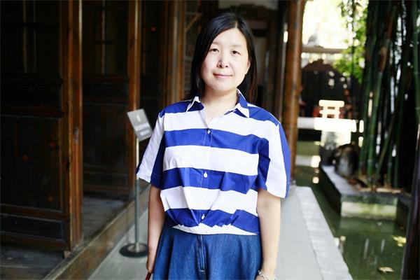 梁紅琴 梁紅琴