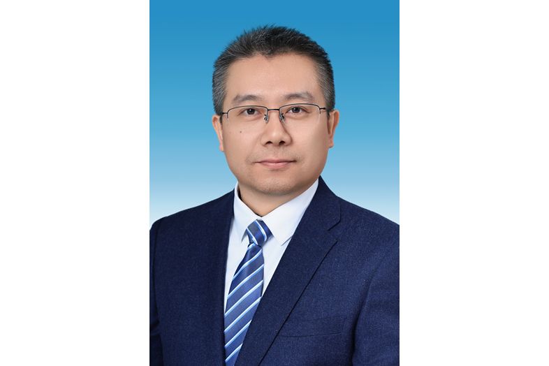 陳曉輝(中國地震局工程力學研究所紀委書記、黨委委員) 陳曉輝(中國地震局工程力學研究所紀委書記、黨委委員)